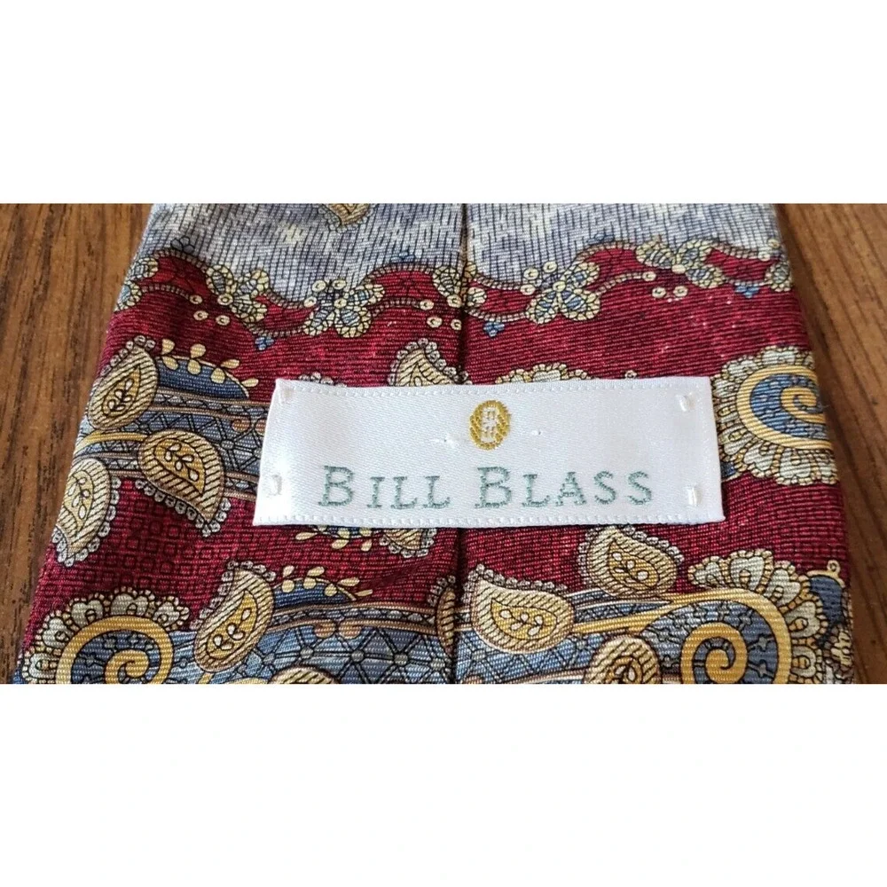 Bill Blass Silk Red and Silver Striped Abstract Pattern Neck Tie